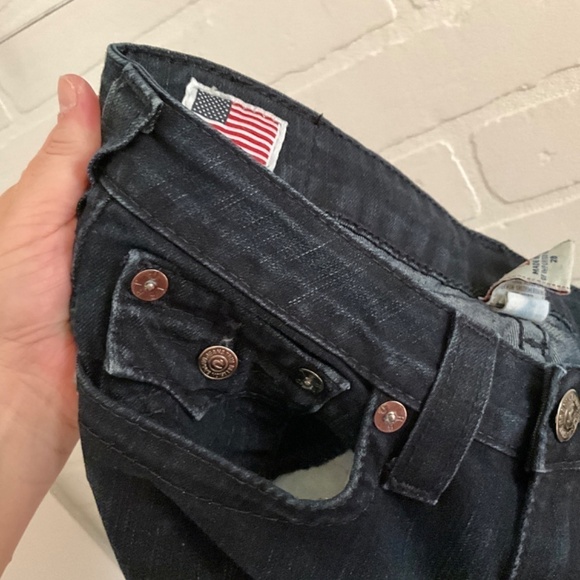 True Religion Women’s Denim Jeans Y2K Rock Low Rise Dark wash Blue Flare 28 - Picture 11 of 16